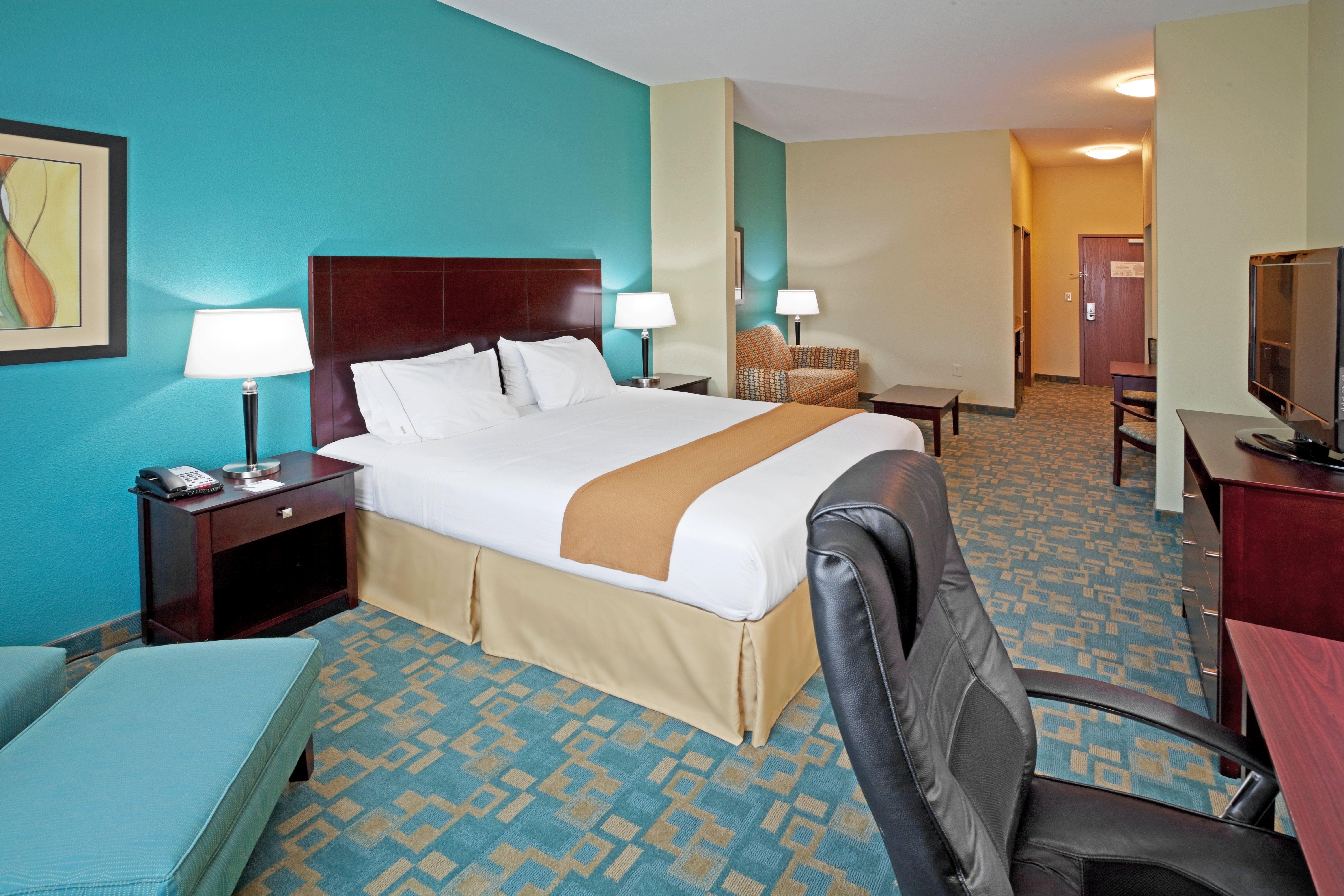 Holiday Inn Express Hotel & Suites Salem By Ihg Exterior photo